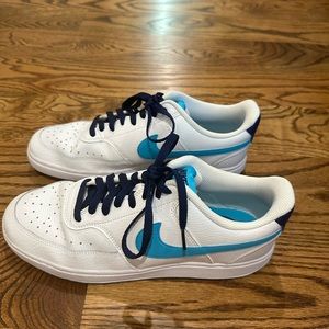 Men’s Nike Court Vision Low Sneakers 10.5